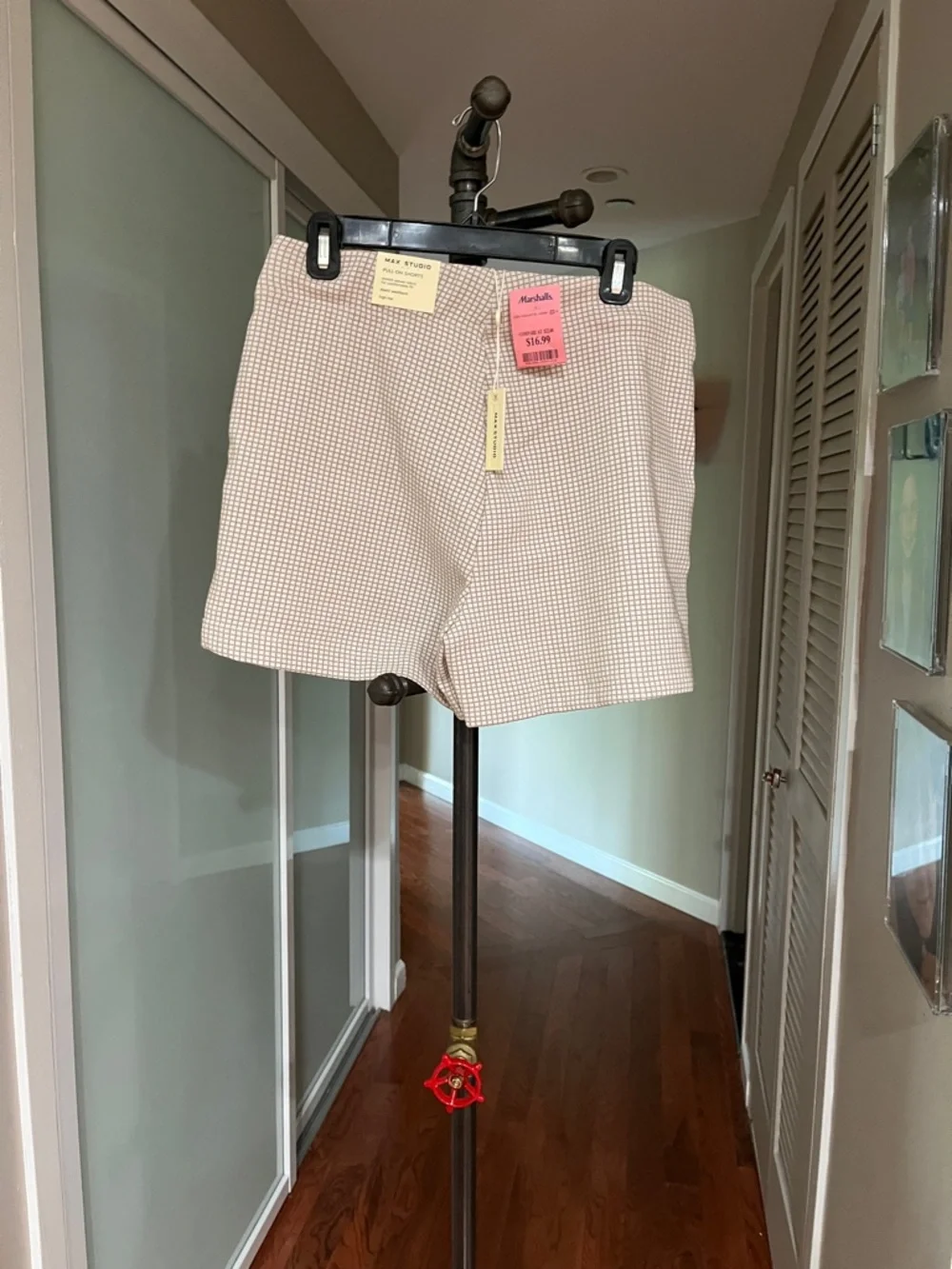 Max Studio Cream and Brown Grid High-Rise Shorts - Picture 1 of 4